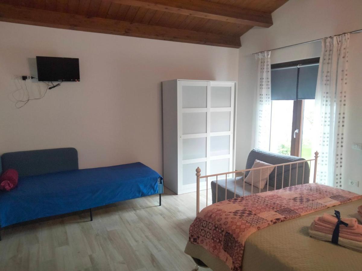 B&B La Casa Di Giuliana Cermignano Екстер'єр фото